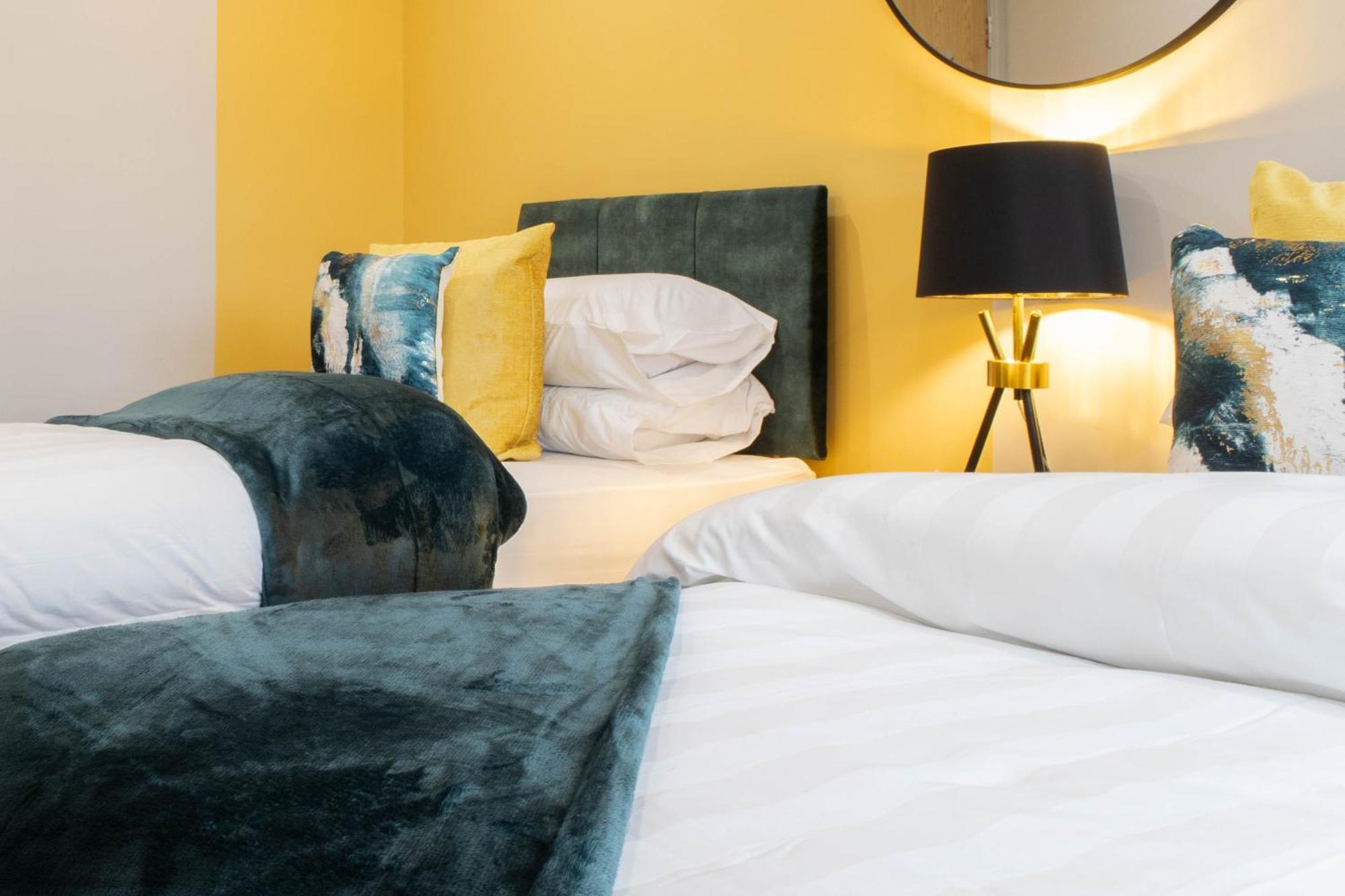 Central Royale - Rose Platinum Properties Leeds  Eksteriør billede